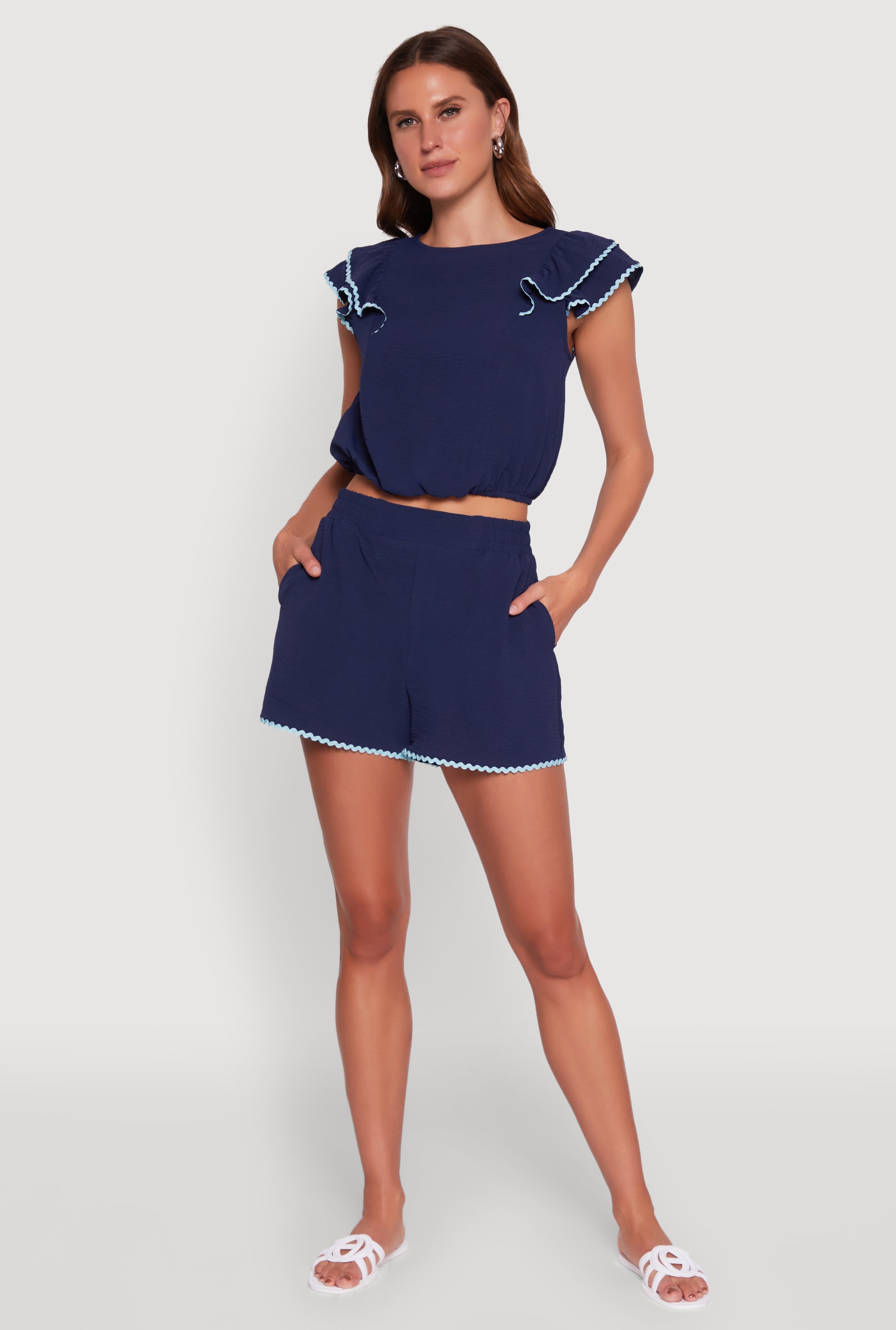 Trendy Crepe Knit High Waisted Shorts with Scalloped Contrast Trim