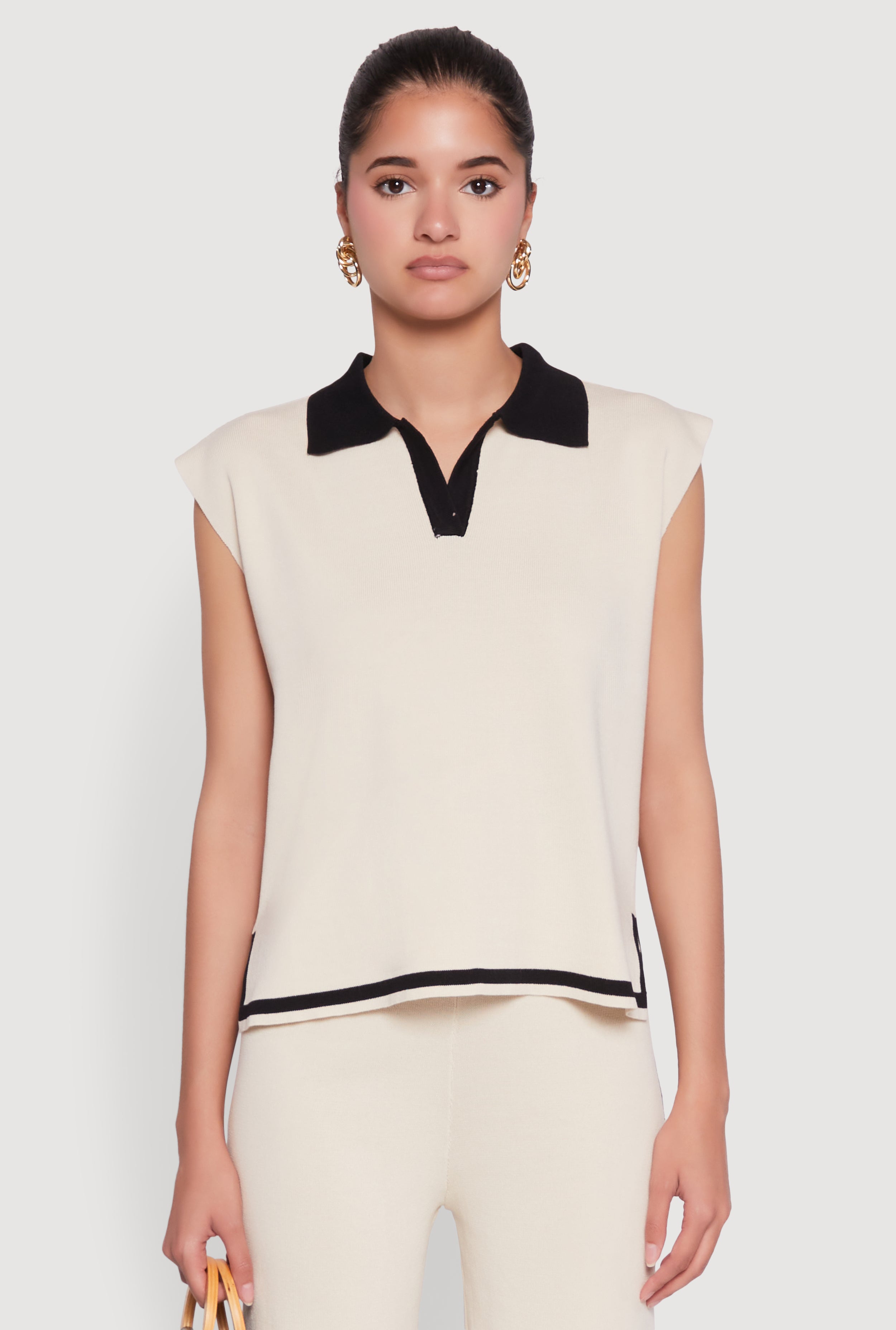Daisy Contrast Trim Cap Sleeve Blouse